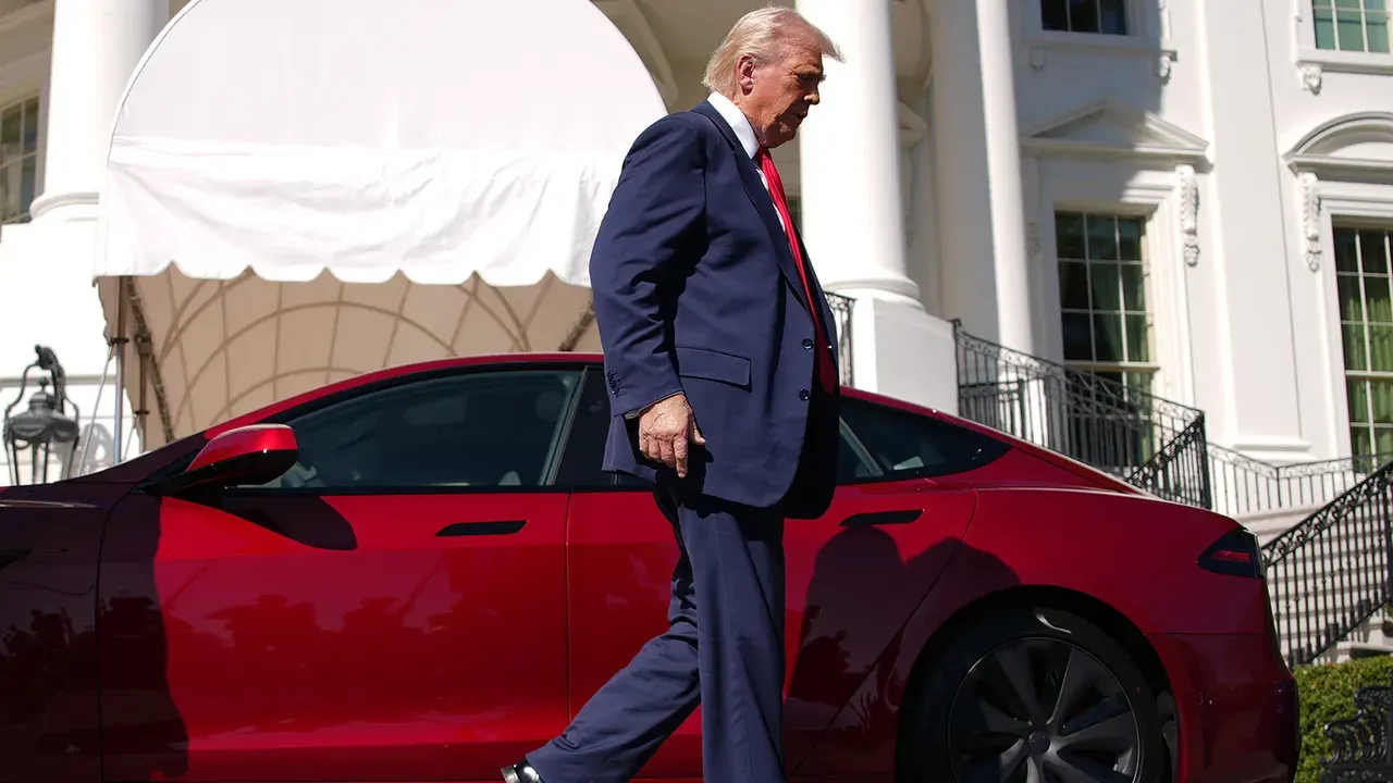trump, tesla