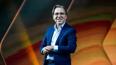 Arnaud Belloni, fiat