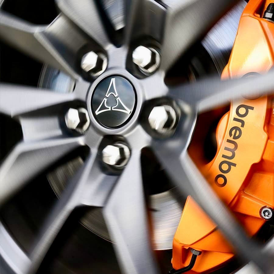 Dodge Charger Orange Brembo