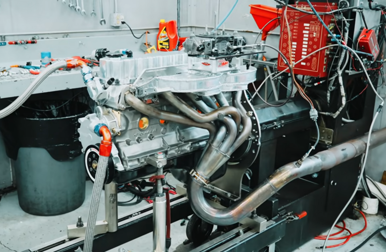 Jeep Cherokee engine