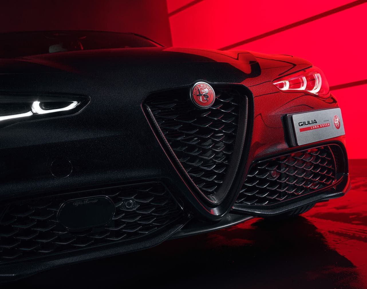 Alfa Romeo giulia Edizione Luna Rossa