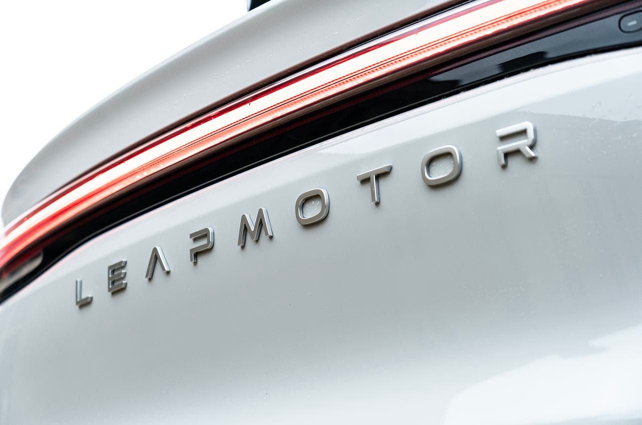 leapmotor badge