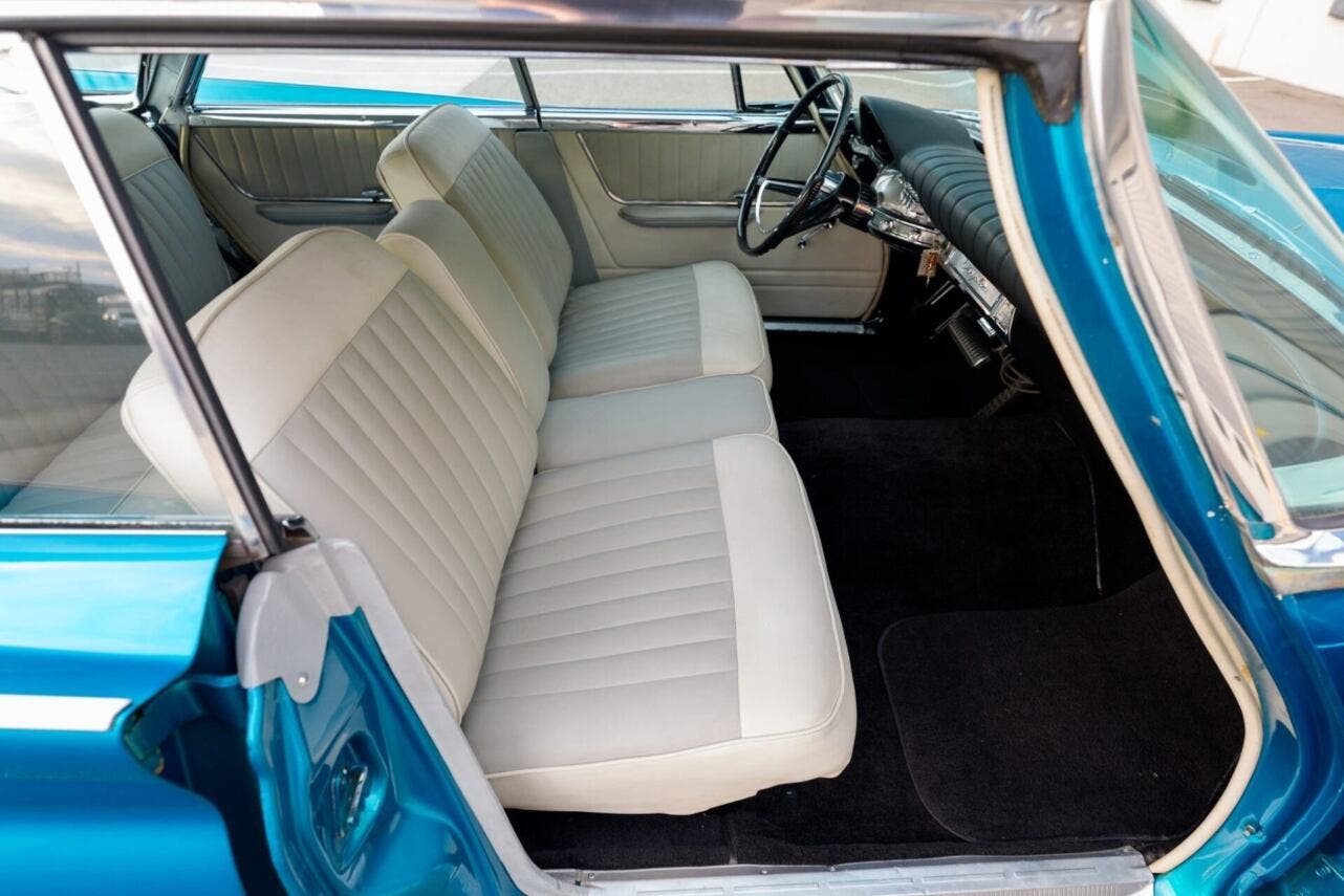 1961 Chrysler Newport Wagon