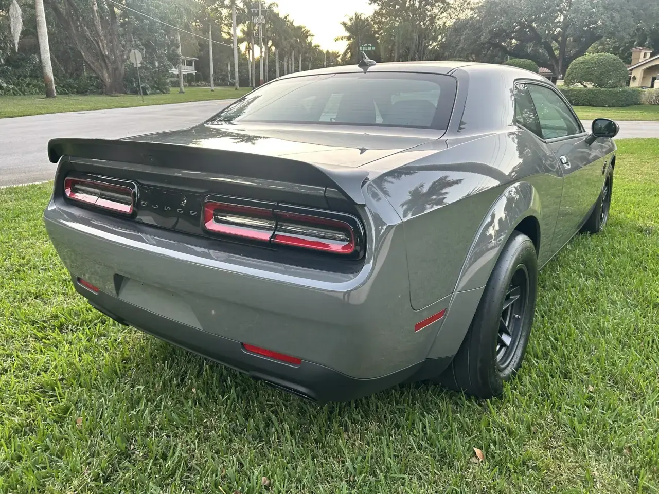 Dodge Challenger SRT Demon 170