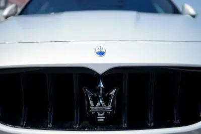 maserati badge
