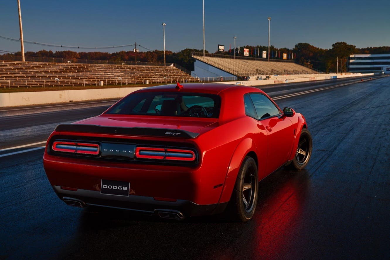 Dodge Challenger SRT Demon in versione berlina ipotizzata ...