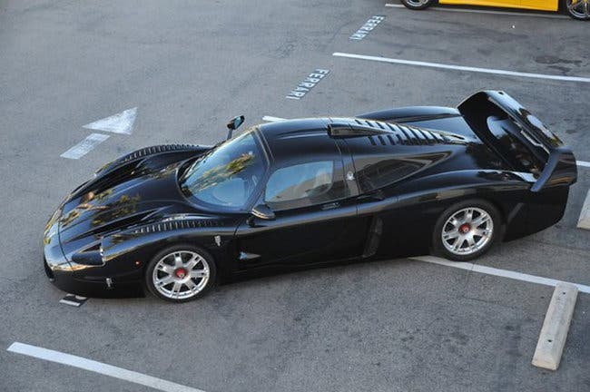 Maserati MC12 nera