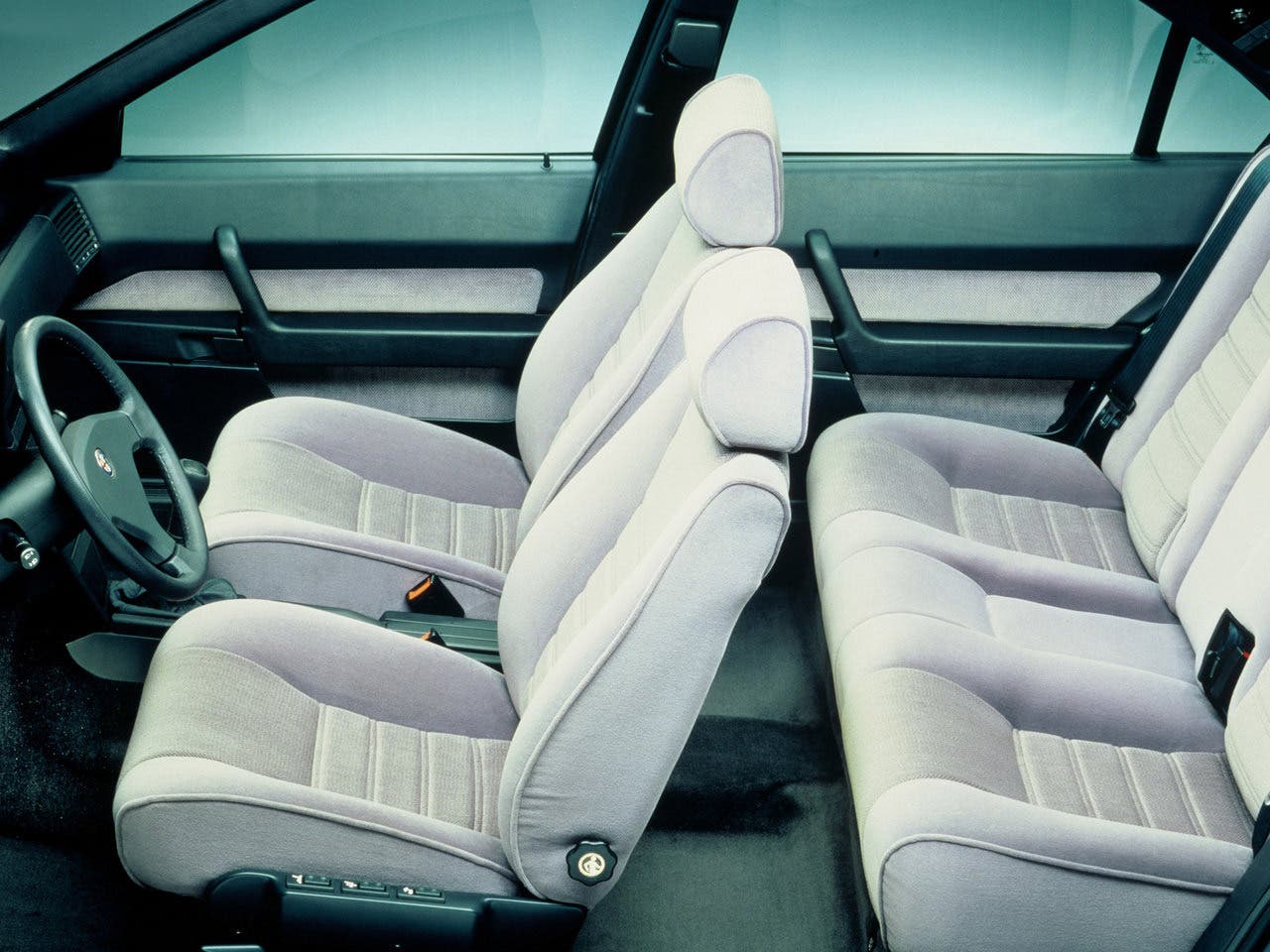 Alfa romeo 164 салон