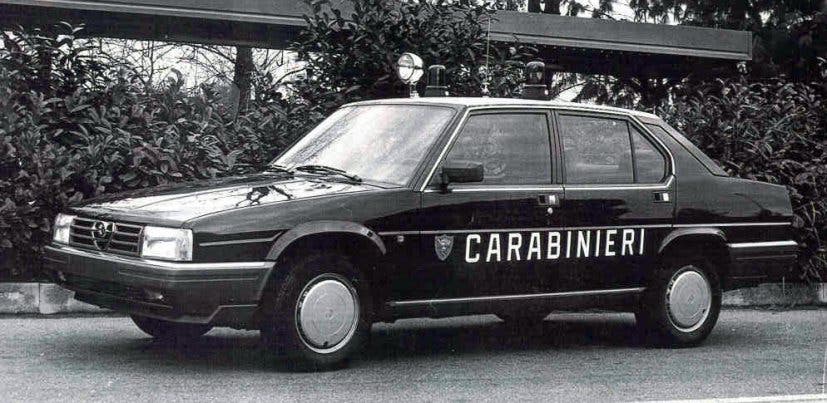 L Alfa Romeo E L Arma Dei Carabinieri