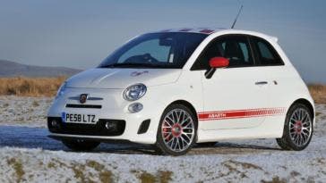 Abarth 500 gamma accessori in carbonio