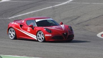 AlfaRomeo-corso-guida-evoluto-4c