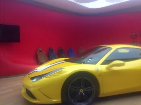 Ferrari 458 Speciale Spider foto spia 2