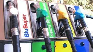 Tasse benzina e carburanti riduzione
