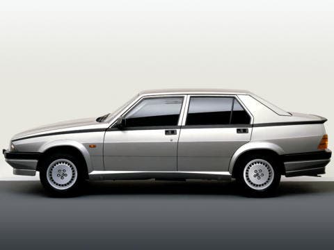 Alfa Romeo 75 2.0 Twin Spark 