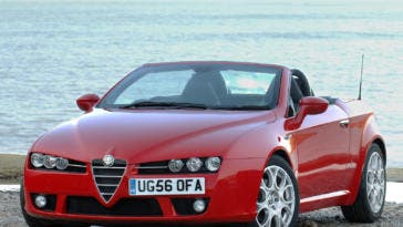 Alfa Romeo Spider Mazda MX-5