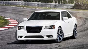 Chrysler 300 2015 restyling Salone di Los Angeles 2014
