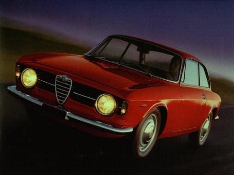  Giulia GT Junior, per Giugiaro la prima Alfa guidata da propietario