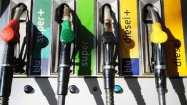 pompa di benzina
