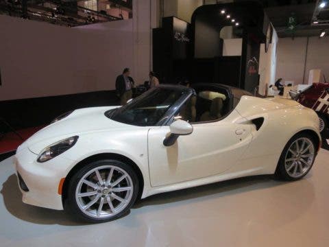 Alfa Romeo 4C Spider