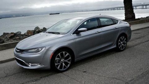 chrysler 200