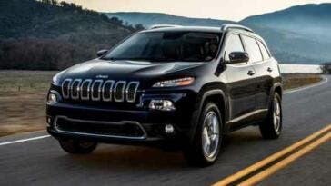 FCA: richiamo per 164mila Jeep Cherokee