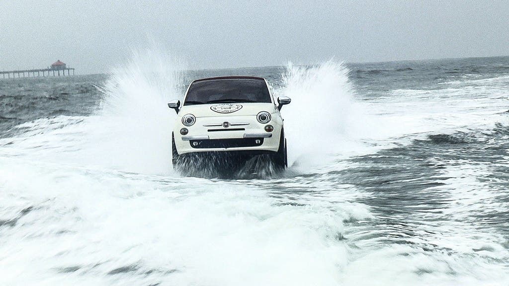 fiat-500-vans-surfing-1