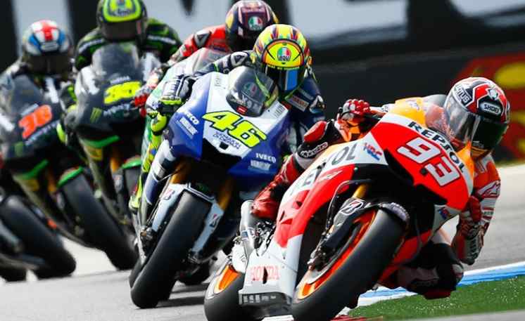 MotoGp Silverstone-Lorenzo vola-Valentino Rossi