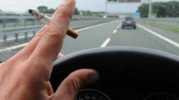 Divieto fumo in auto in Inghilterra dal 1° ottobre