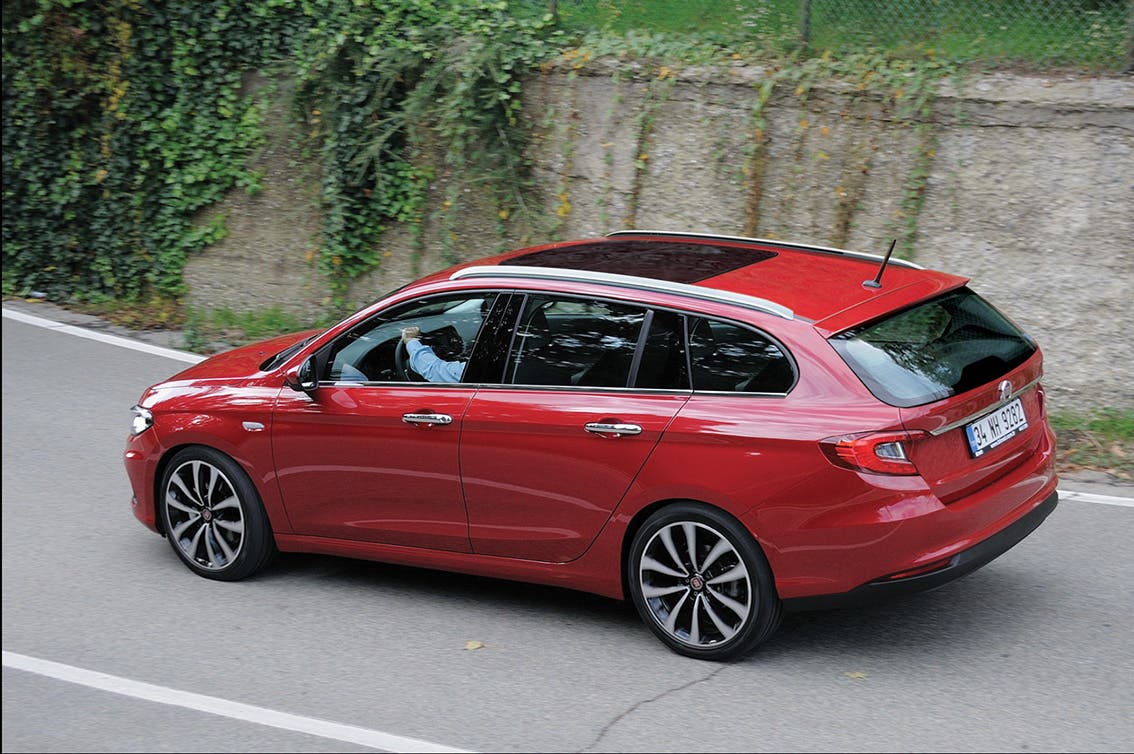 Fiat Tipo Station Wagon debutto nel 2016, ecco le prime ...
