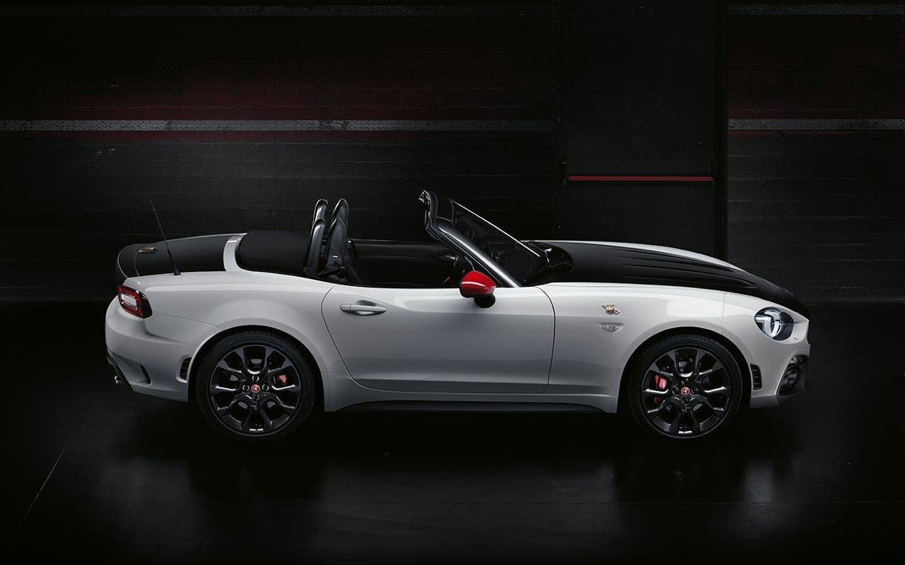 Abarth 124 Spider (3)