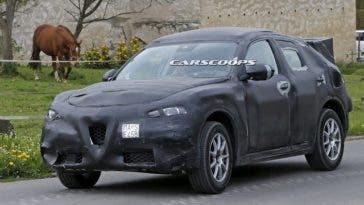 Alfa Romeo Stelvio spia