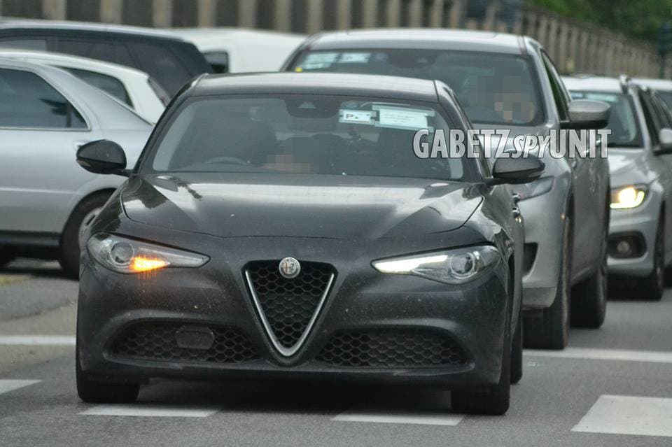 Alfa Romeo Giulia RHD