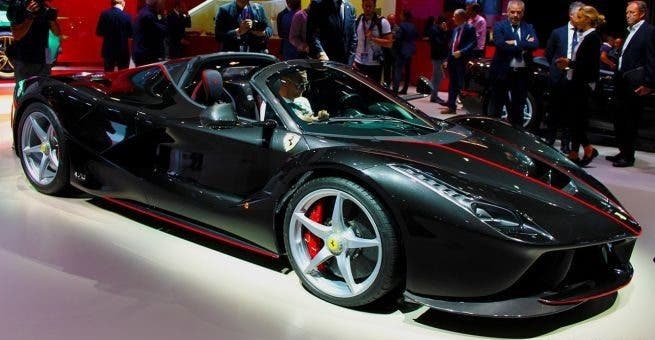 Ferrari LaFerrari Aperta