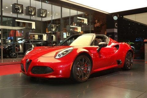 L'Alfa Romeo 4C Spider Salone di Parigi 2016