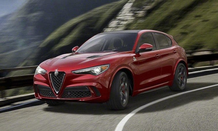 AlfaRomeo Stelvio Frontale Foto