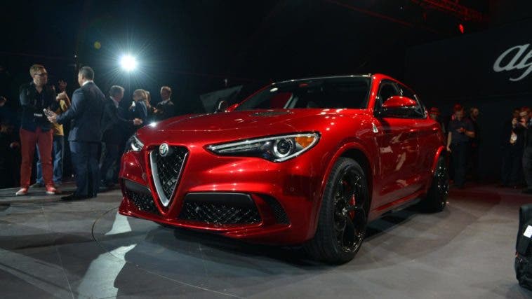 alfa romeo stelvio qv rosso red