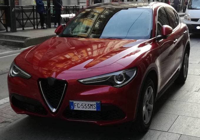 Alfa Romeo Stelvio Veloce.