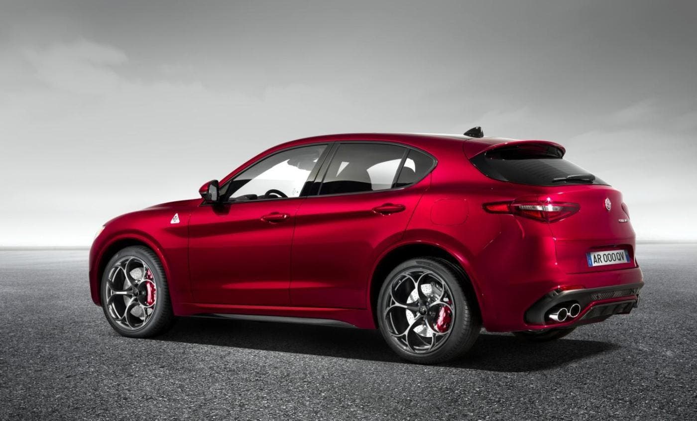 alfa-romeo-stelvio