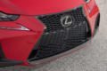 lexus is 200t griglia rossa