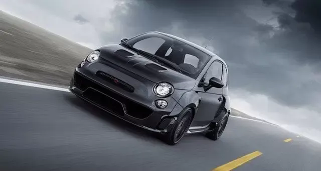 Fiat 500 by Pogea Racing