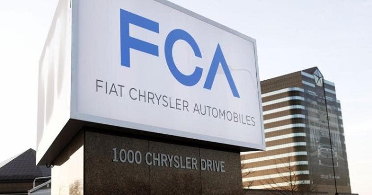 Fiat Chrysler richiamo poggiatesta