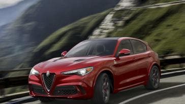 Alfa Romeo Stelvio Quadrifoglio Dubai International Auto Show 2017