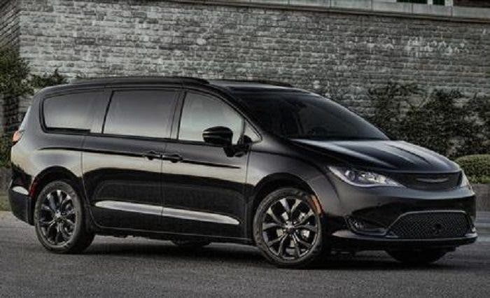 Chrysler Pacifica problema spegnimento motore