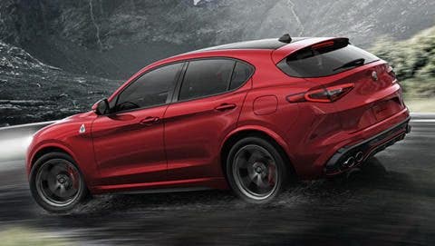 Alfa Romeo Stelvio Quadrifoglio recensioni