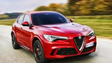 Alfa Romeo Stelvio Quadrifoglio recensioni