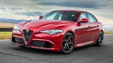 Alfa Romeo Giulia finale World Car of the Year 2018