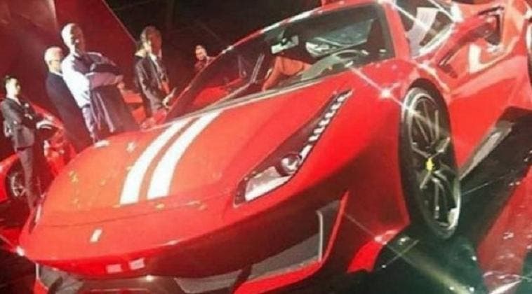 Ferrari 488 GTO lista caratteristiche clienti