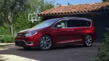Fiat Chrysler richiamo Chrysler Pacifica