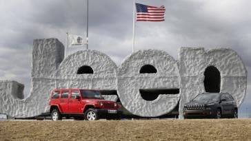 Jeep lavoratori Toledo protesta