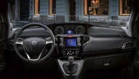 Lancia Ypsilon